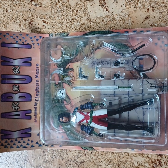 David Mack's Kabuki action figure from 2000, new in box - Picture 1 of 4